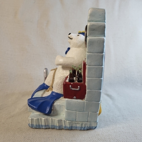 Coca-cola Polar Bear Swimming in Pool with Clock - Picture 3 of 14